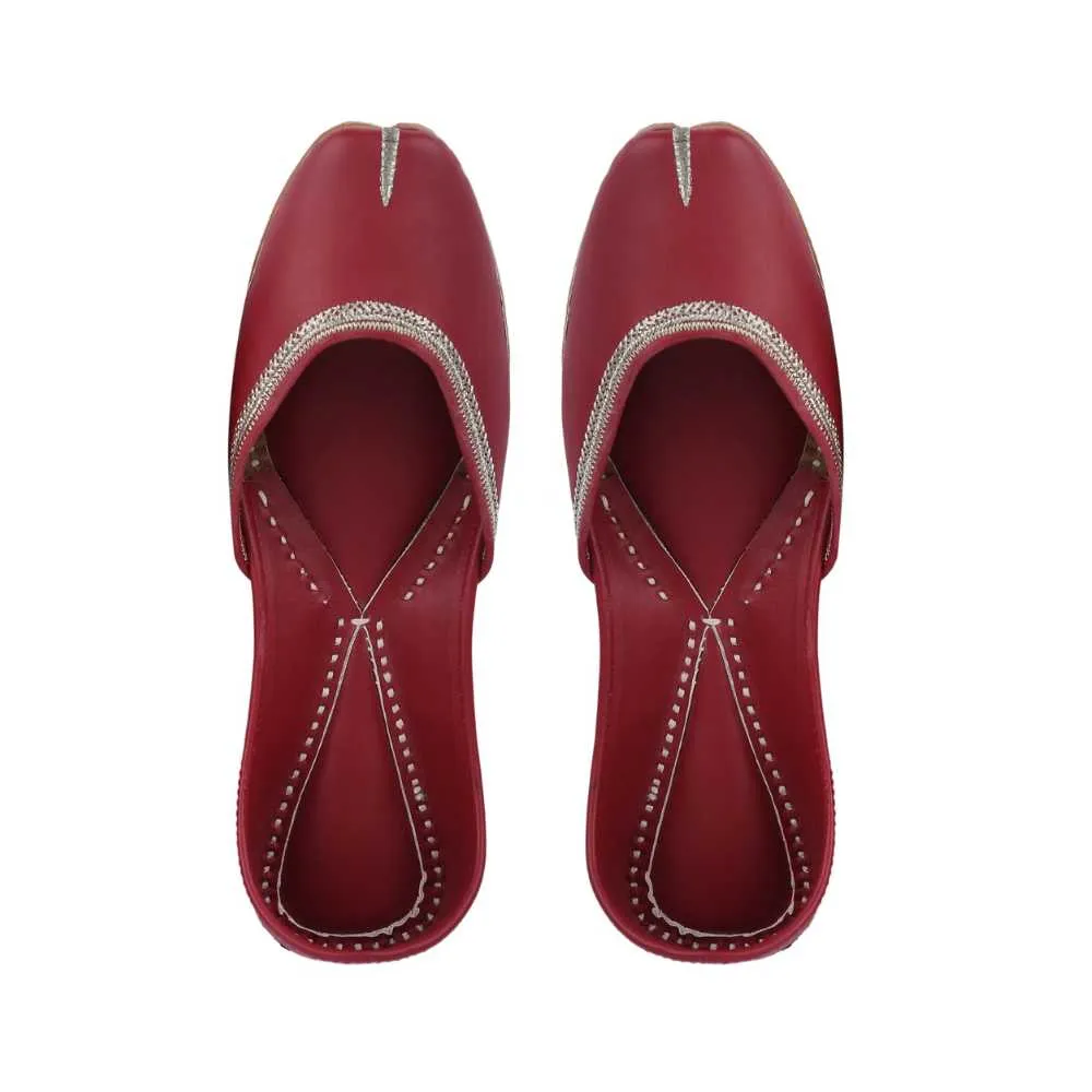 Chestnut Brown Jutti  | Embellished with Light Zari | Casually Festive