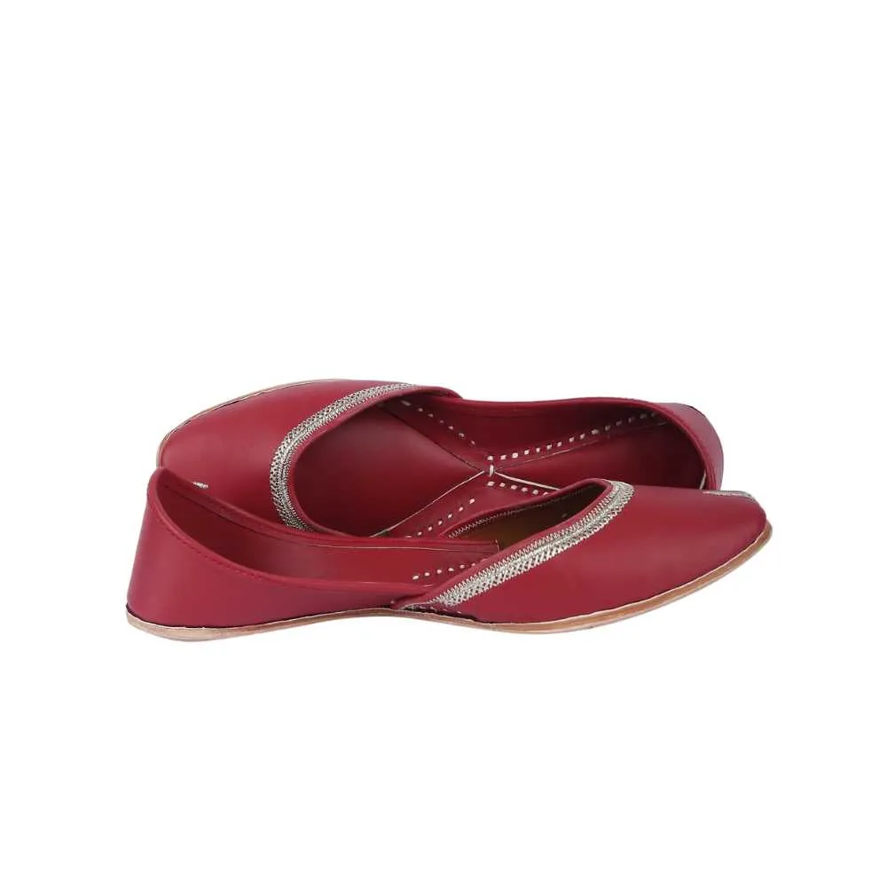 Chestnut Brown Jutti  | Embellished with Light Zari | Casually Festive