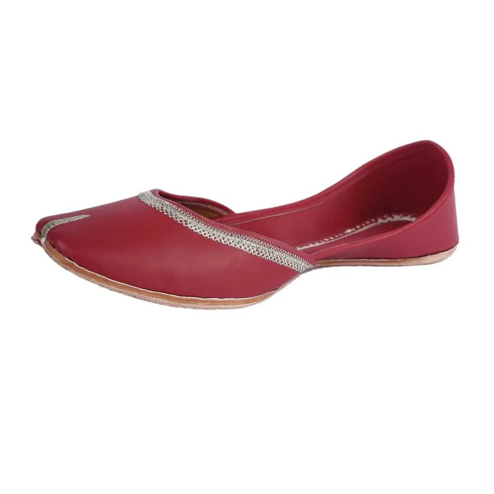 Chestnut Brown Jutti  | Embellished with Light Zari | Casually Festive