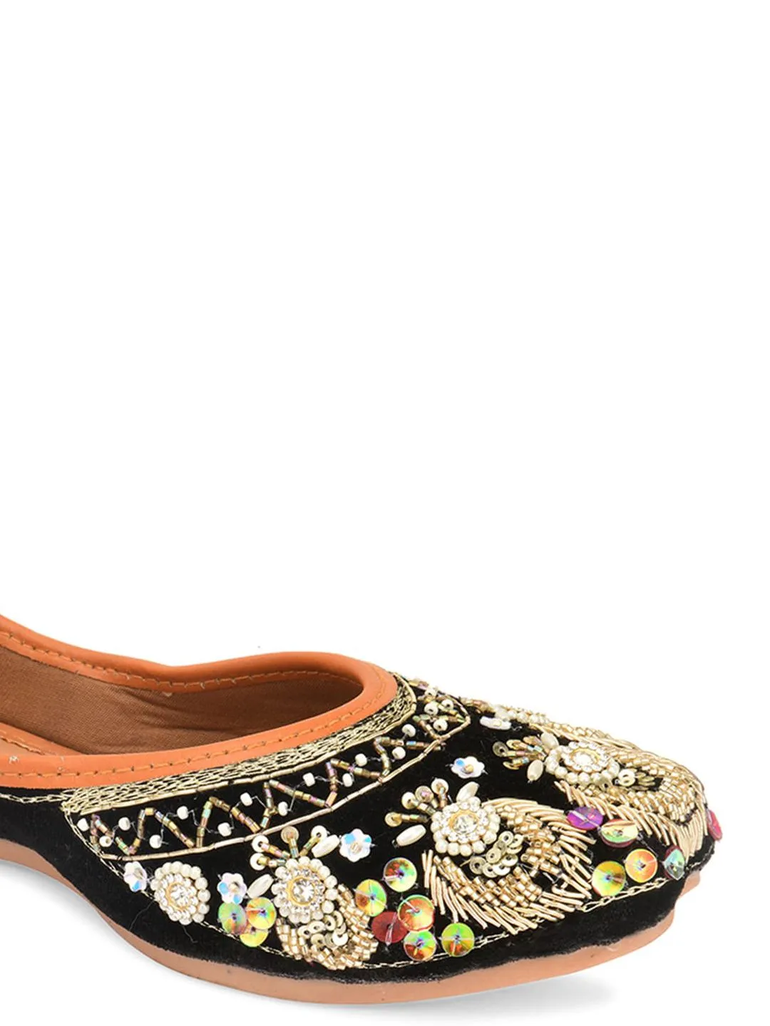 DESI COLOUR Women Embellished Ethnic Mojaris Flats