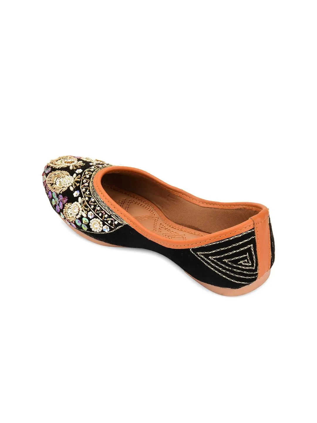 DESI COLOUR Women Embellished Ethnic Mojaris Flats