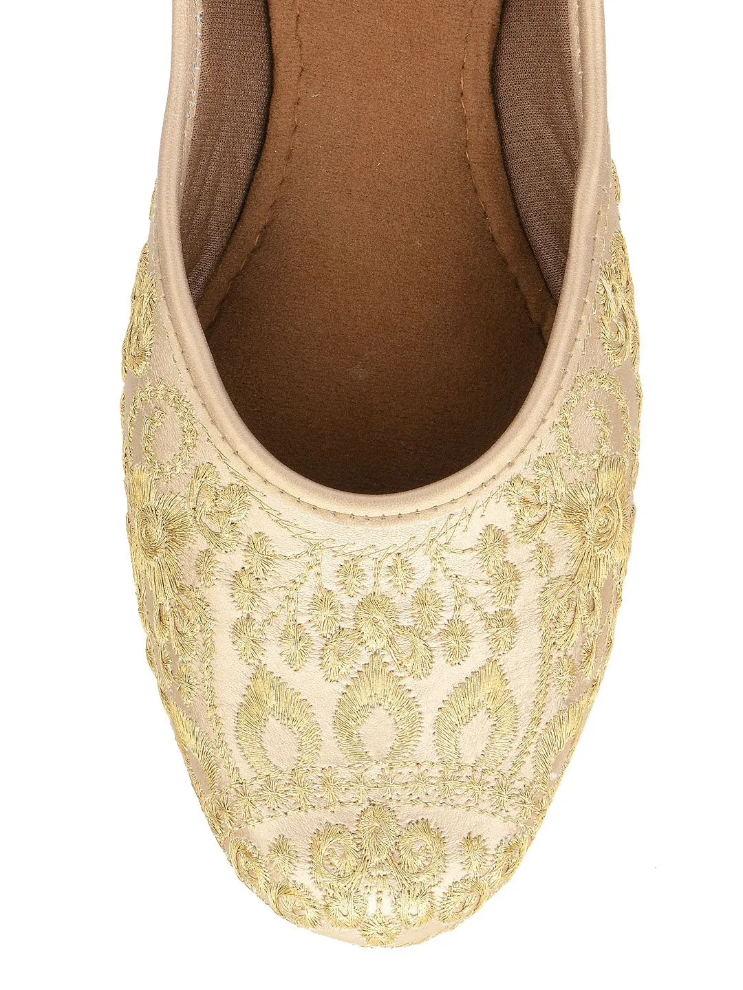 DESI COLOUR Women Embroidered Ethnic Mojaris