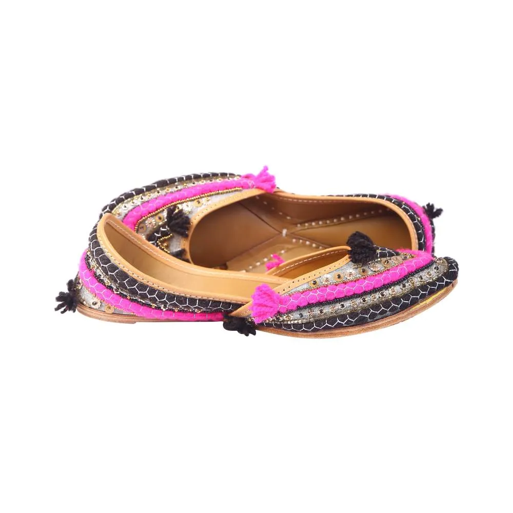 Pink Black Woollen Jutti | Richly Detailed | Festive | Wedding